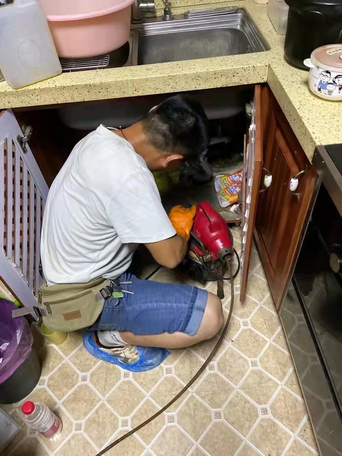 五大连池通下水道